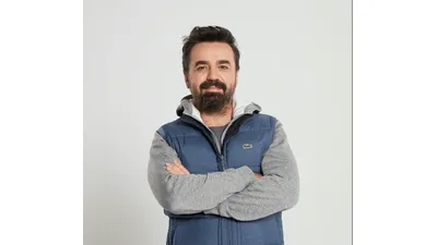 Üniformalı İletişimin, Kalabalıktan Ayrışması Mümkün Olmaz