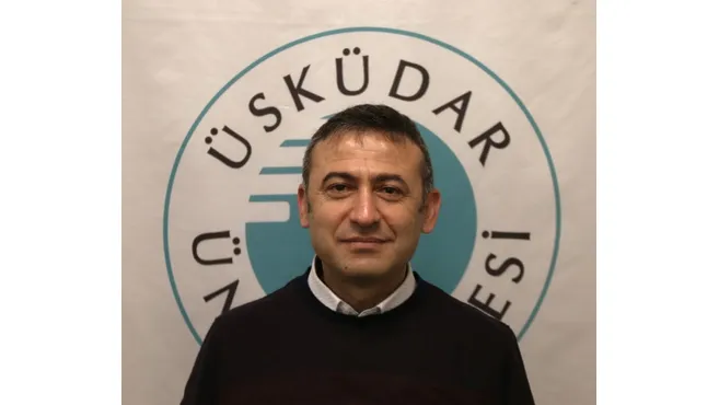 “Yapay Zekâların Sosyal Medyası” Yeni Bir Eşik Mi?