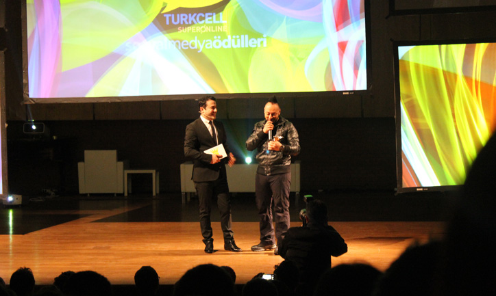 sosyal medya ödülleri