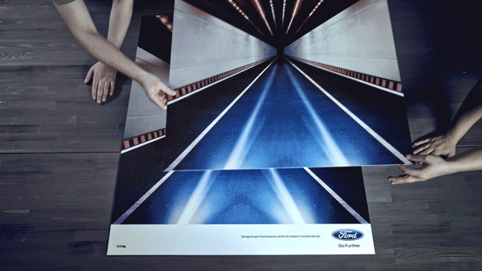 Ford'dan İllüzyon Açıkhava Reklamları