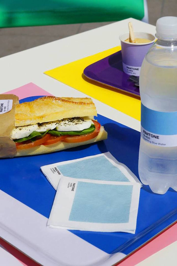 Pantone Cafe Monako’da Açıldı